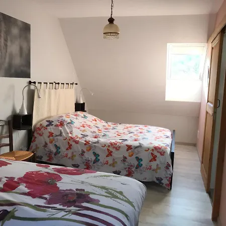 D'hotes Le Cascadou Bed & Breakfast Banassac
