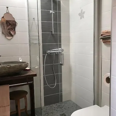 D'hotes Le Cascadou