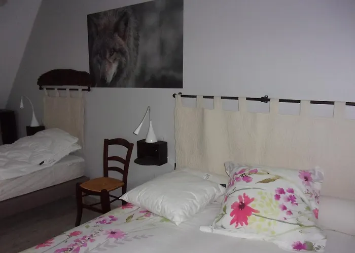 D'hotes Le Cascadou 3* בנסאק